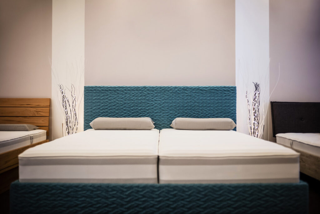 Bettgestell Someo von Röwa